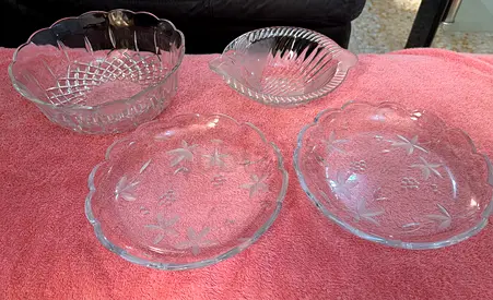 Set of 4 Clear Glass Serving Bowls — Various Sizes, Good Condition
