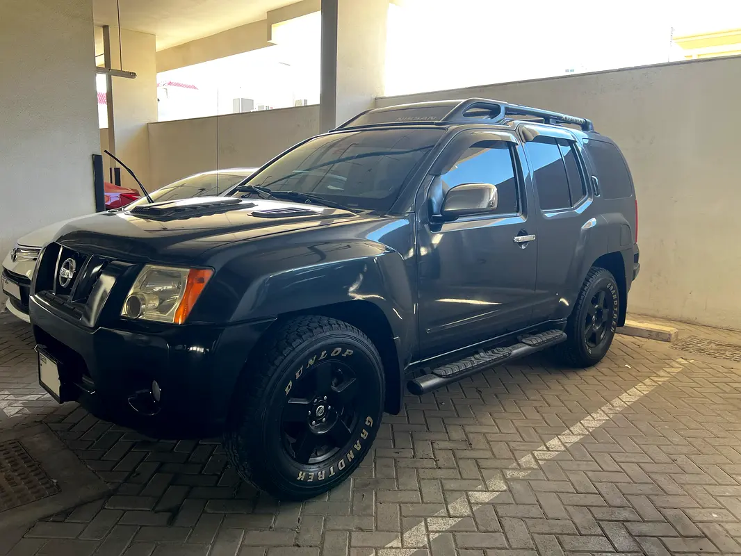 Nissan Xterra 2008 — photo 1 of 6