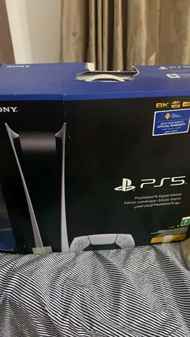 PlayStation 5 Digital Edition - Boxed, Perfect Condition plus Kraken X Headset