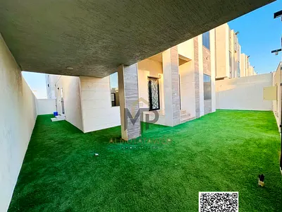 فيلا فاخرة جداً أول ساكن للإيجار في الياسمين عجمان 6 غرف ماستر ومساحات واسعة وتشطيبات راقية ومجلس وصالة كبيرة ومواقف سيارات وساحة واسعة موقع استراتيجي