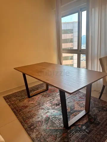 Dining table Home Centre