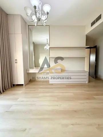 2 Bedrooms | Spacious | Closed Kitchen | Ready
