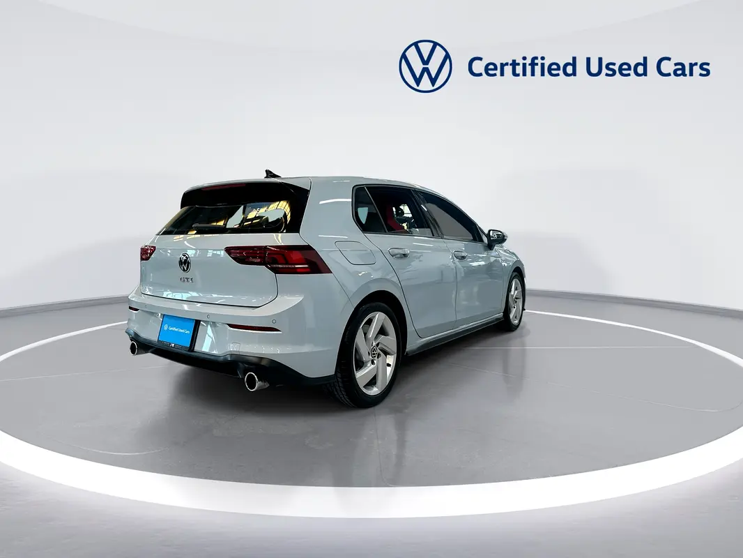 Volkswagen Golf GTI 2025