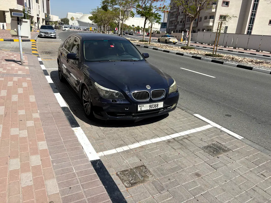 BMW 5-Series 2008 — photo 1 of 13