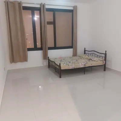 Fully furnished room available for Single Executive Bachelor from 1st July