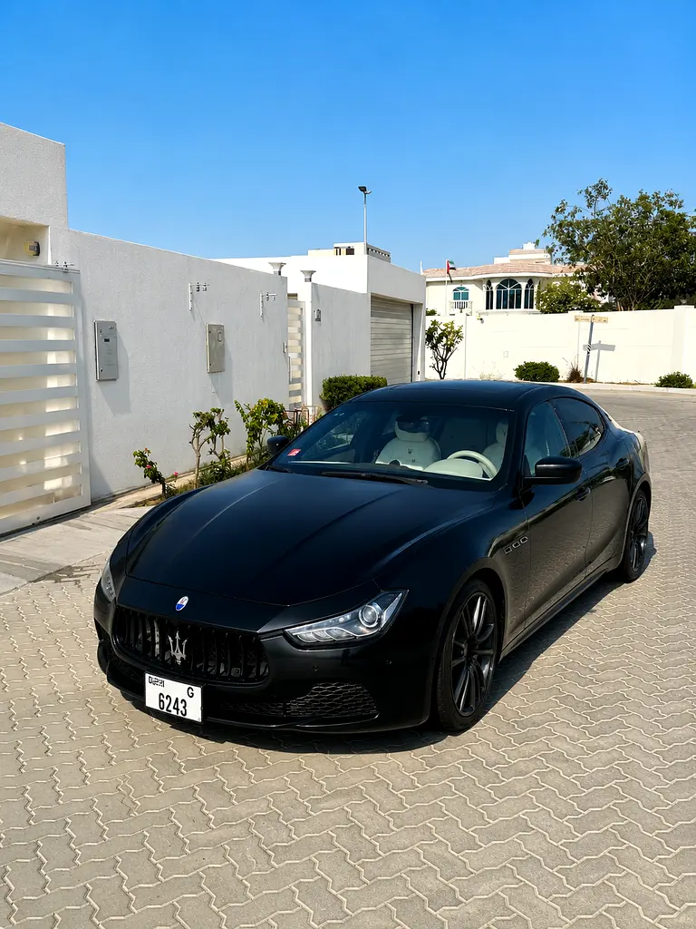 Maserati Ghibli 2015 — photo 1 of 7