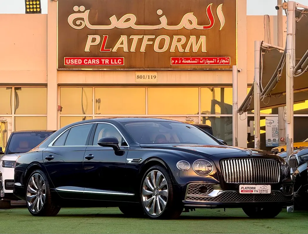 Bentley Flying Spur 2021 — photo 1 of 20