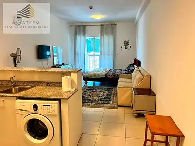 Spacious Apartment with Balcony