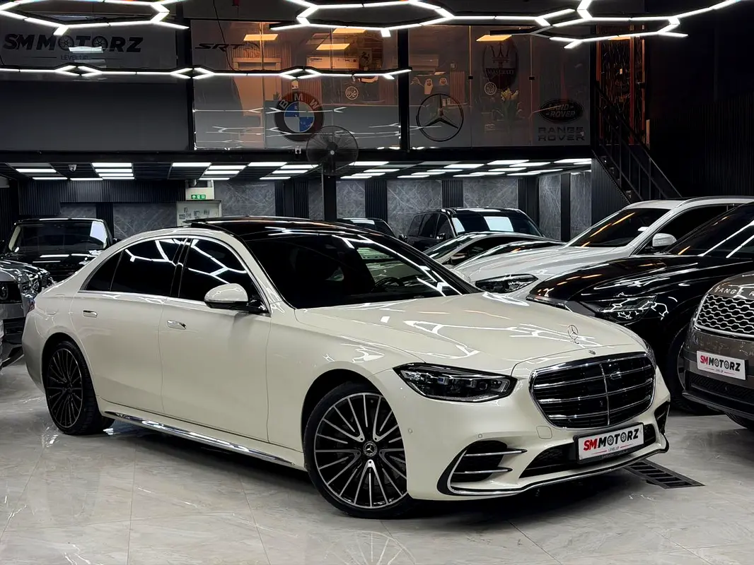 Mercedes-Benz S-Class 2021 — photo 1 of 18