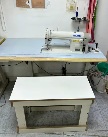Juki Industrial Sewing Machine