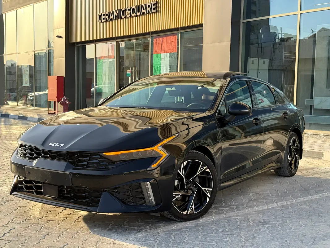 Kia K5 2025 — photo 1 of 16