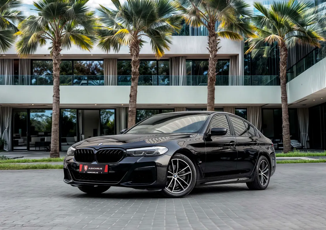 BMW 5-Series 2022 — photo 1 of 14