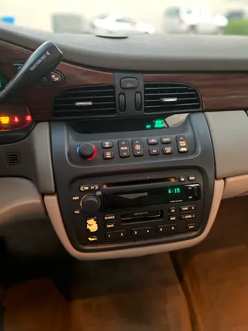 2002 Cadillac DTS/DE VILLE photo 14