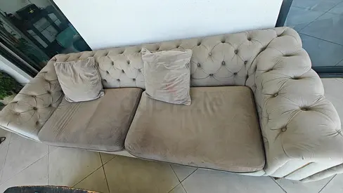 3-Seater 6ft Tufted Velvet Sofa - Light Beige, Good Condition