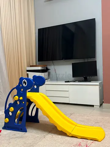 Plastic toddler slide with small ladder — sturdy indoor/outdoor play