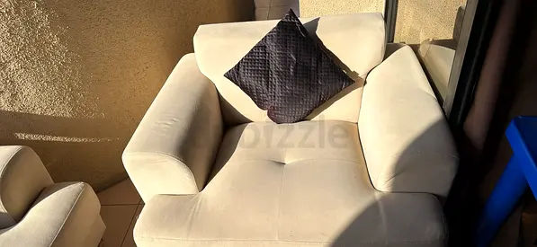 Sofa Set  2+1+1 on sell