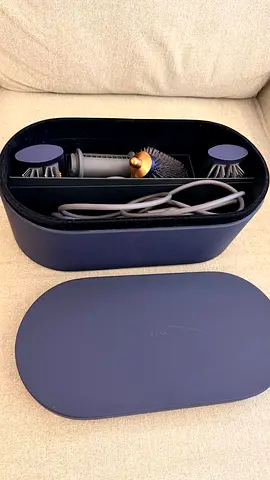 Dyson Airwrap Complete styling set with case - lightly used