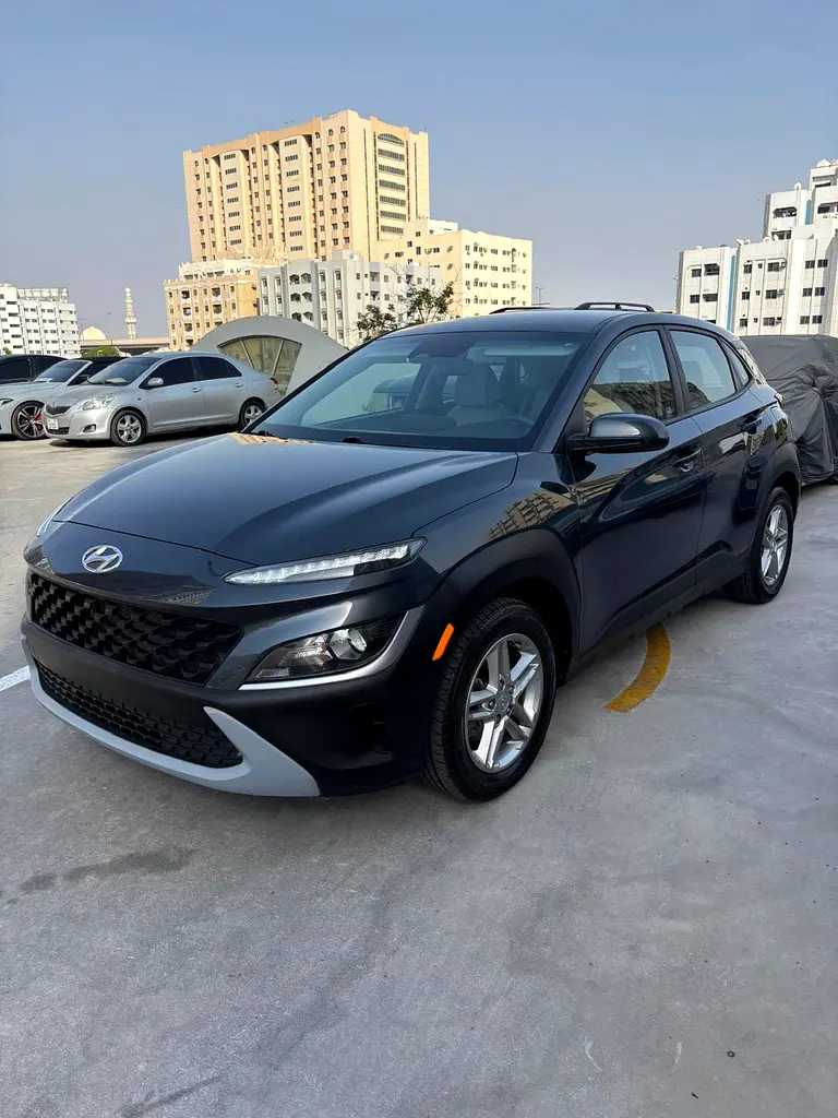 Hyundai Kona 2022 — photo 1 of 20