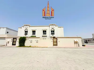 Very Close to Mosque Corner 4Bhk Villa With 3Master Bedrooms Wardrobes Maids laundry room 115K