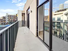 GREAT LOCATION | PARK | 2BED 2BATH | FULL KITCHEN
