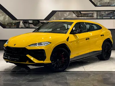 LAMBORGHINI URUS SE / 2025  / ONLY 1300 KM / PANORAMIC ROOF  JAPANESE SPECS