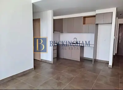 Available Now I 2 Parking I High Floor I 1 BR