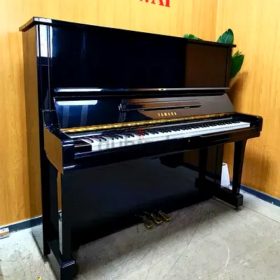 Yamaha U1 Upright Piano Made in Japan