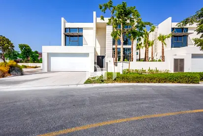READY TO MOVE | VACANT | BRAND NEW | VASTU VILLA