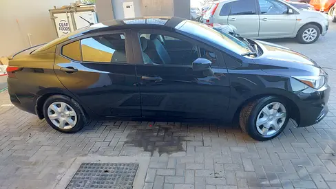 2020 Nissan VERSA 照片 4