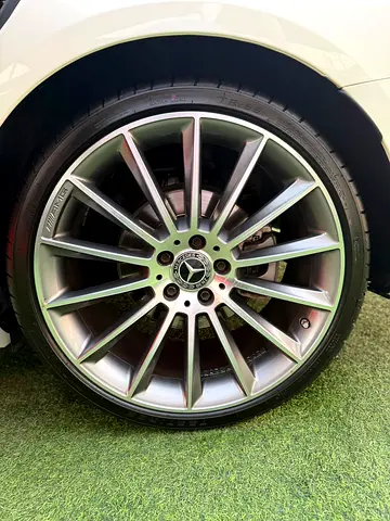 Mercedes-Benz E-Class E 300, миниатюра 5