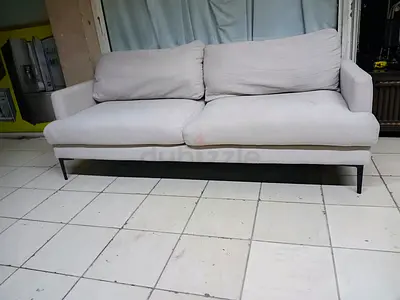 Light grey 3-seater fabric sofa with slim metal legs