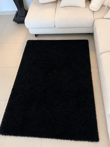 Black carpet
