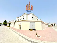 Spacious Corner 4Bhk Villa With 3 Master Garden Area Maids Room Wardrobes