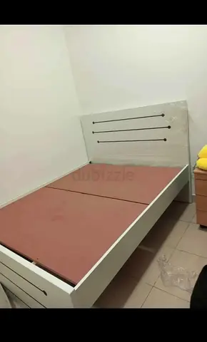 Single/Double White Wooden Bed Frame with Headboard - Good Condition