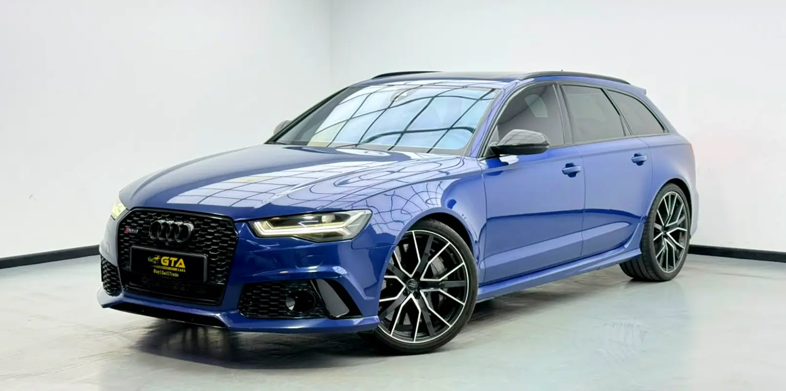 Audi RS6 2018 — photo 1 of 17