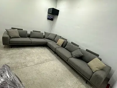 Excellent condition Natuzzi brand corner sofa