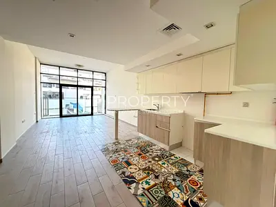 Spacious Layout I Vacant I Prime Location
