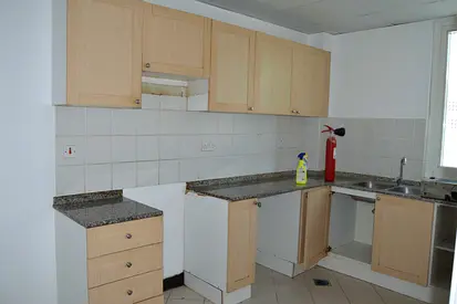 Fabulous 2 BHK Apt Available in Oud Metha