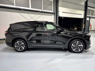 Nio EL8 Executive 2024 GCC Specs | Luxury Electric 6-Seater