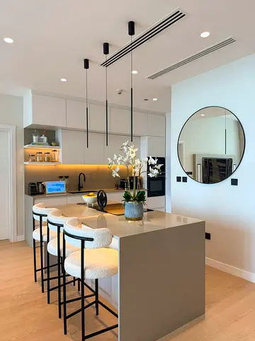 Modern kitchen island with 4 upholstered bar stools