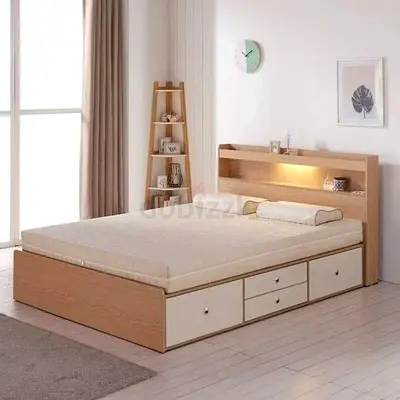 Wooden Storage Bed with Headboard Shelves - Queen