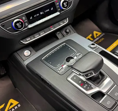 2020 AUDI Q5 — миниатюра 10