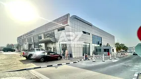 BRAND NEW | OFFICE SPACE | HIGH END