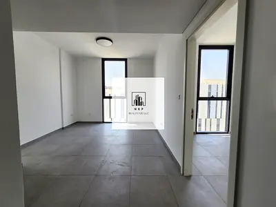 Specious luxury apartment for rent