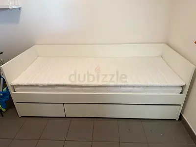 White single daybed with under-drawers (IKEA Vihals). NEW. Frame only