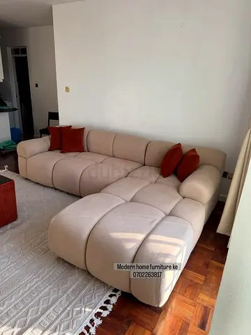 Beige Modular L-Shaped Sofa with Chaise - Comfortable Modern Design
