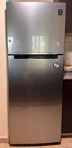 Samsung fridge with top mount freezer (384L)