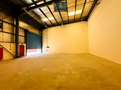 2200Sqft Insulated Warehouse for Lease in Ras Al Khor