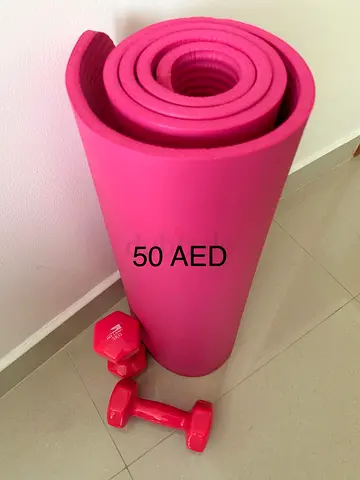 Pink Yoga Mat with Pair of 3kg Dumbbells - excellent condition