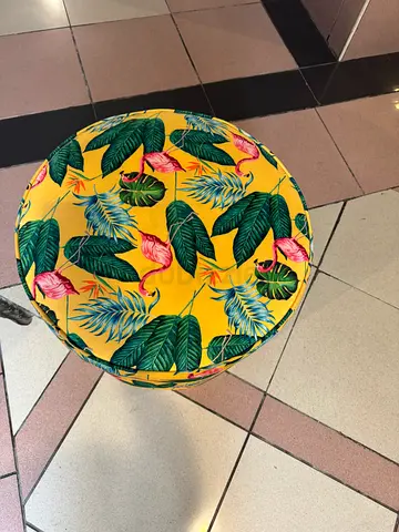 Pouf ottoman